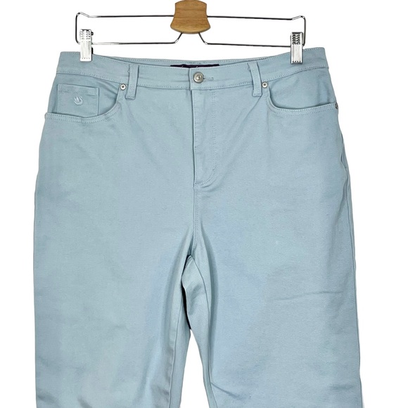 Gloria Vanderbilt Amanda Straight Leg Jeans - Picture 2 of 8